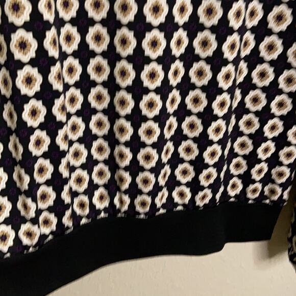 Anne Klein Women Medallion Print Keyhole Neck Blouse Size M - Picture 4 of 7